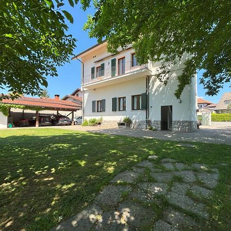 Casa Vacanze Magnolia Borgo Ticino Exterior foto
