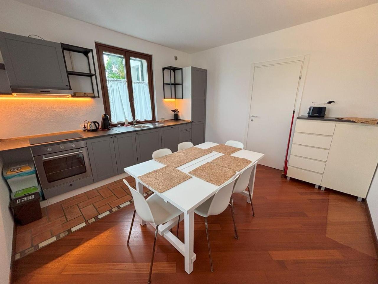 Casa Vacanze Magnolia Borgo Ticino Exterior foto