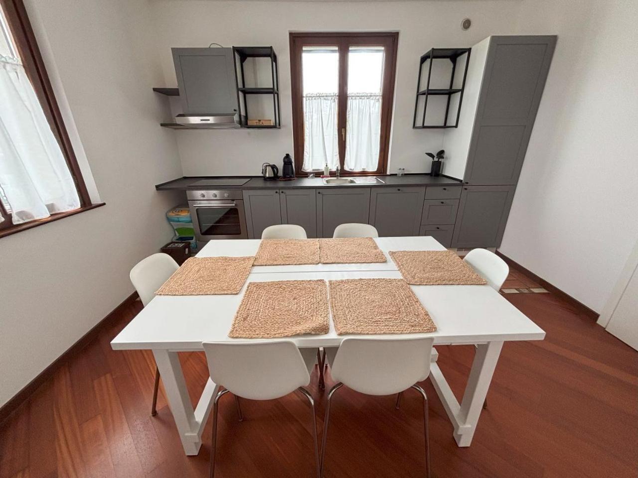 Casa Vacanze Magnolia Borgo Ticino Exterior foto