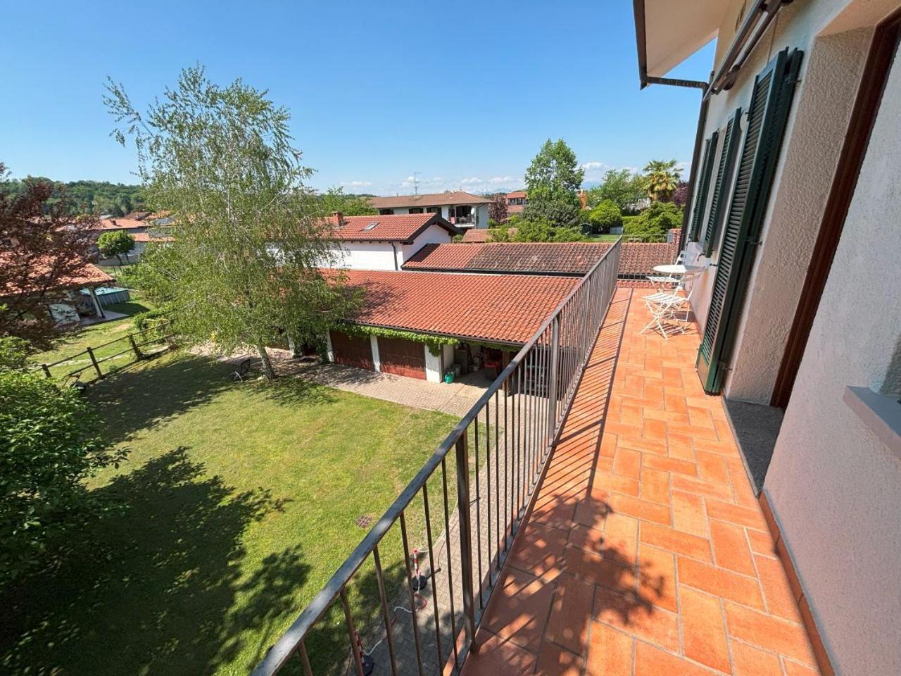 Casa Vacanze Magnolia Borgo Ticino Exterior foto