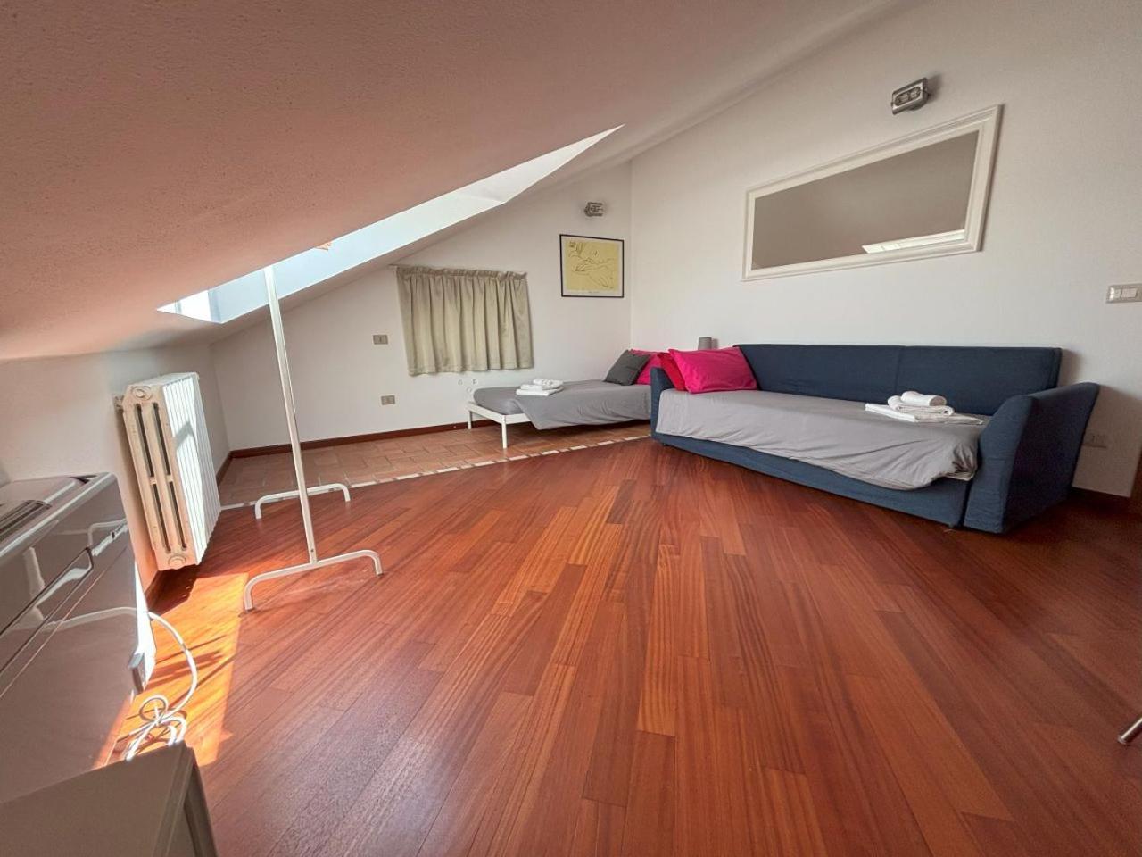 Casa Vacanze Magnolia Borgo Ticino Exterior foto