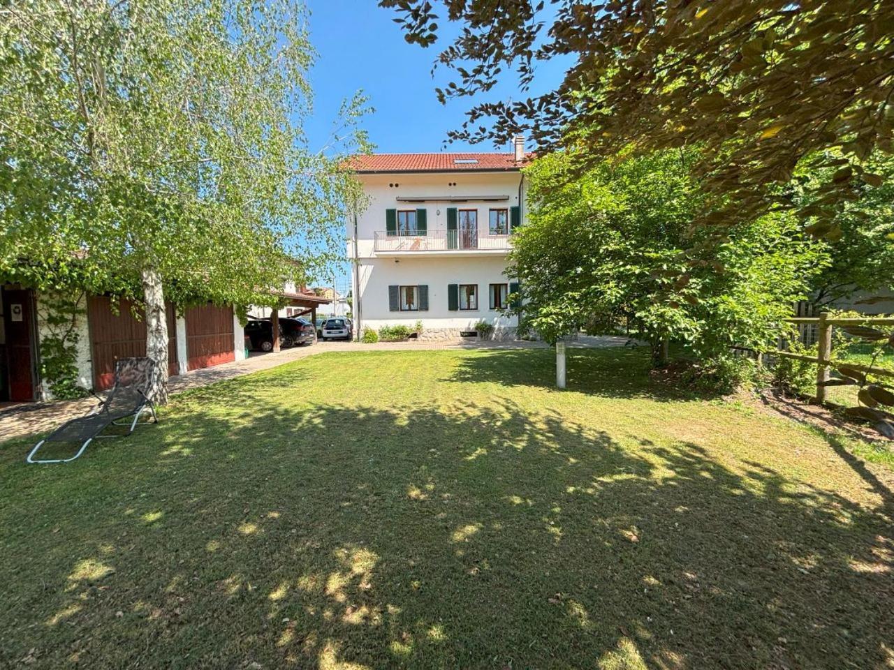 Casa Vacanze Magnolia Borgo Ticino Exterior foto